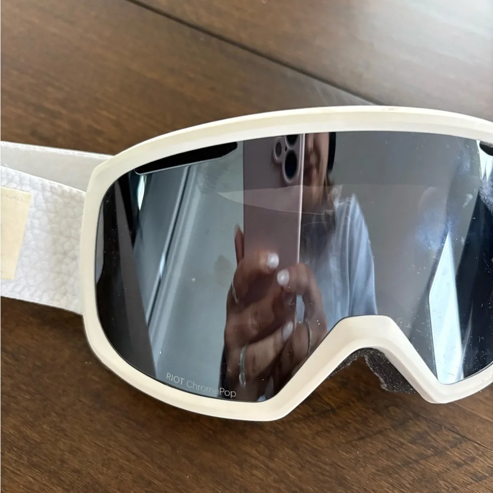 Smith Riot Chroma Pop Goggles - Picture 2 of 7